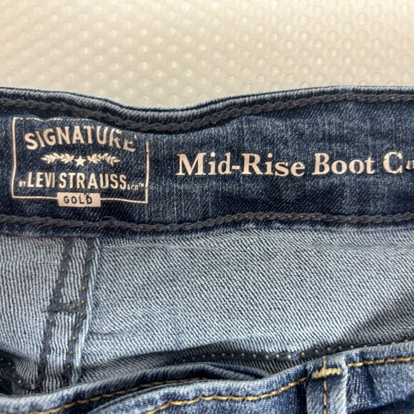Women's Signature Levi Strauss Mid-Rise Boot Cut - Size 10M 30x32 - 1507 - Picture 3 of 6